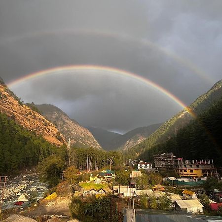 Hotel Mid Orchard Kasol L River Side -Pure Veg Hotel Bagian luar foto